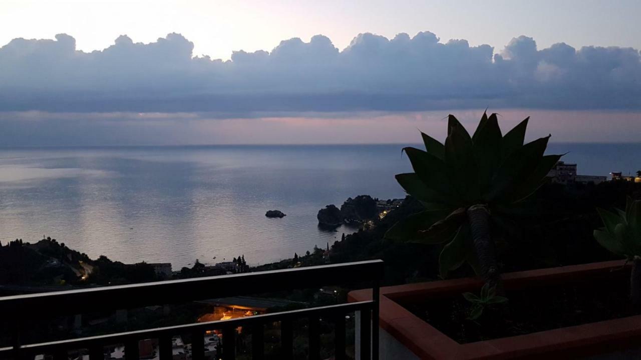 Elisa'S House Lägenhet Taormina Exteriör bild