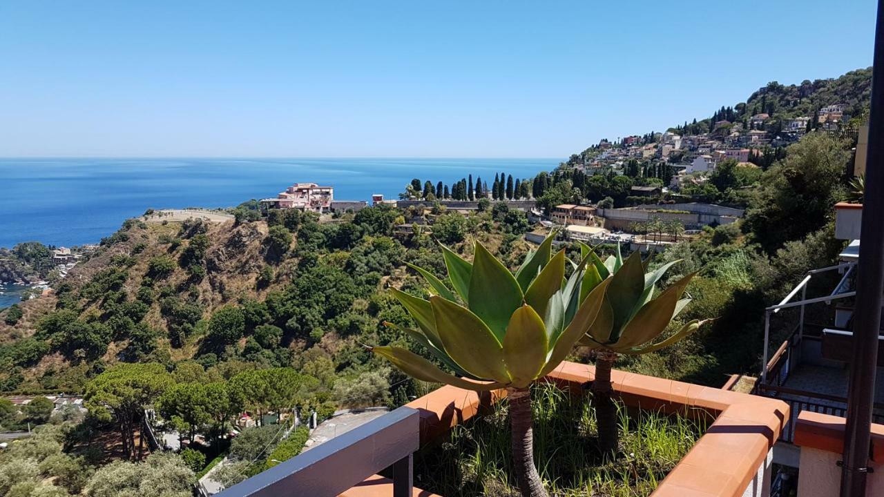 Elisa'S House Lägenhet Taormina Exteriör bild